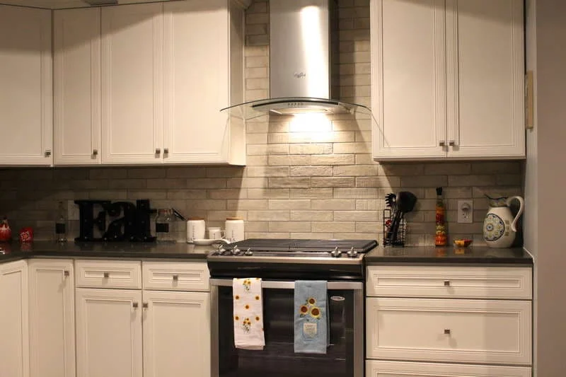 Transitional White Cabinet Grey Backsplash Kitchen Design